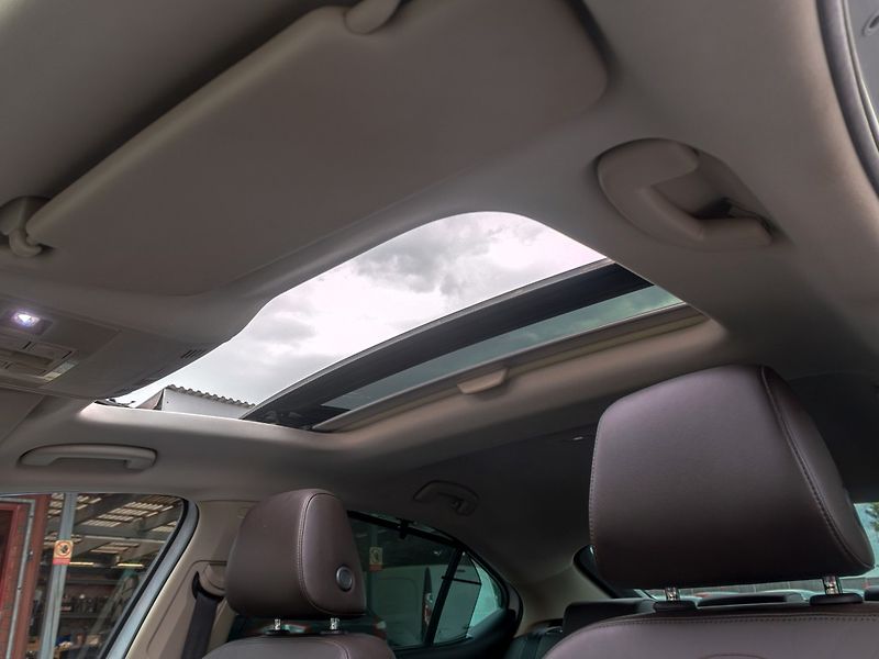 Škoda Superb (2017) 12/17 ČR 2.0TDI–LAURIN KLEMENT - fotka 16 z 59