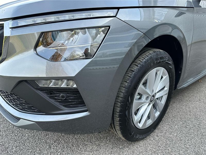 Škoda Kamiq 1,0 TSI / 85 kW Top Selection - fotka 21 z 23
