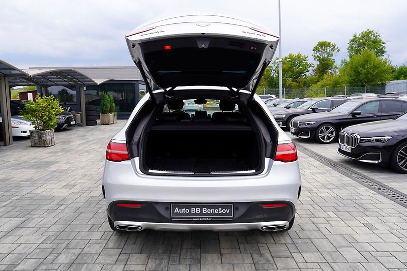 Mercedes-Benz GLE 43 AMG 4Matic/9AT/370PS/DPH - fotka 11 z 43