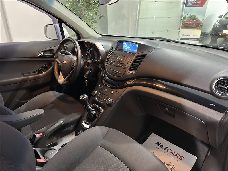 Chevrolet Orlando 1,8   i LT+ 7 MÍST AC TZ ČR TO - fotka 17 z 40