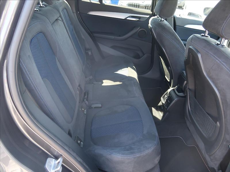 BMW X1 2,0 xd,140kW,ČR,M-Paket,DPH - fotka 21 z 27