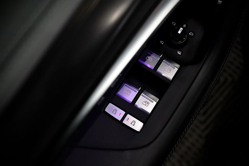 Audi A7 55 TFSI 3.0 V6 quattro S line - fotka 51 z 60
