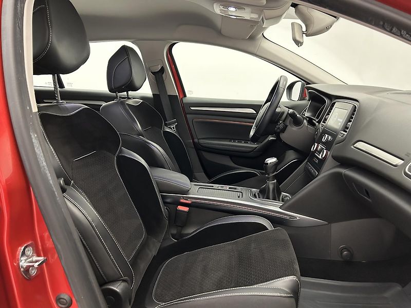 Renault Mégane 1.2 TCe - fotka 24 z 28