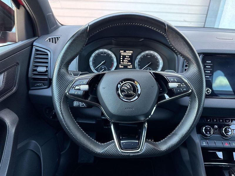 Škoda Karoq (2022) 2.0 TDI 4x4 DSG Sportline - fotka 21 z 33