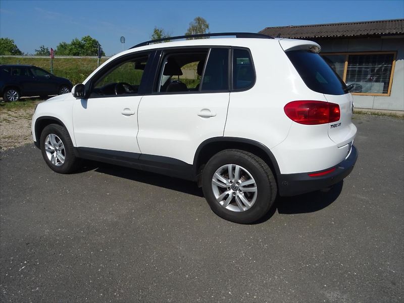 Volkswagen Tiguan 1,4 Koupen v ČR 1.Majitel - fotka 6 z 29