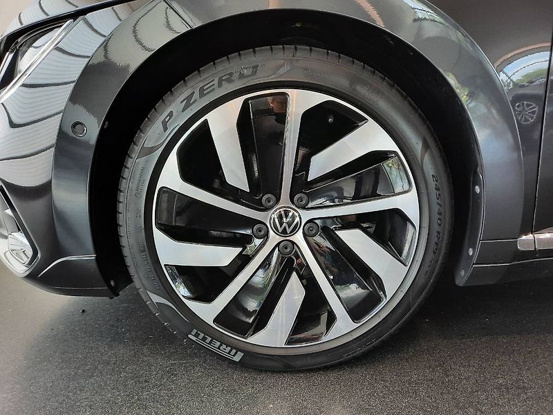 Volkswagen Arteon (2021) R-Line 2.0 TDI 4Motion (147kW/ - fotka 28 z 29
