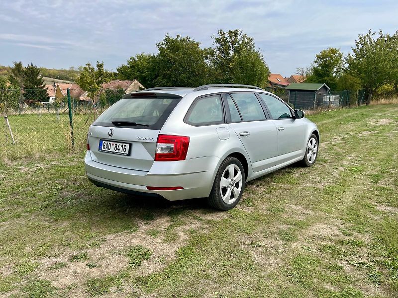 Škoda Octavia (2017) 1.6 TDI 85 kW ve skvělém stavu - fotka 7 z 12