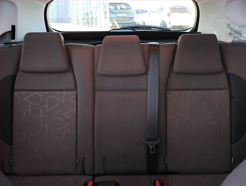 Peugeot 2008 (2014) 1.6 VTi, Tempomat - fotka 10 z 16