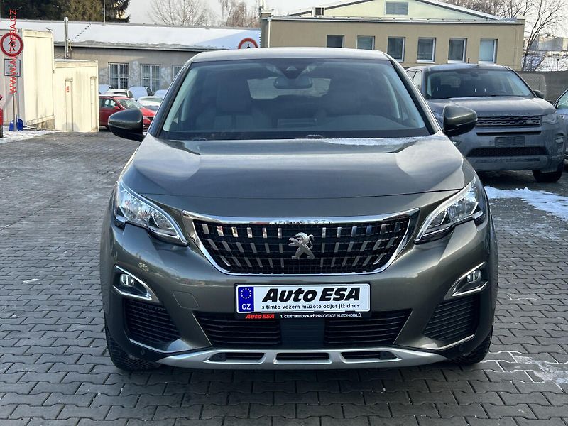 Peugeot 3008 (2018) 1.2 PT, Allure, AT, navi - fotka 2 z 24