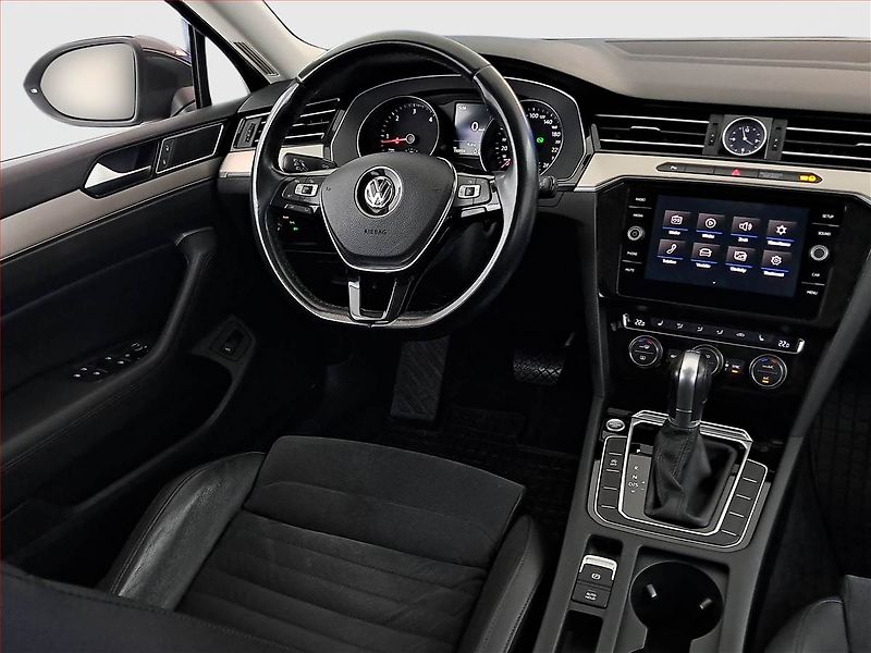 Volkswagen Passat (2018) R-Line 2.0 TDI, Automat, ČR - fotka 7 z 18