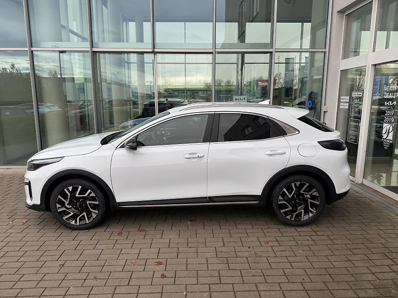 Kia XCeed (2025) 1,6 T-GDI 7DCT STEEL EDITION - fotka 3 z 6