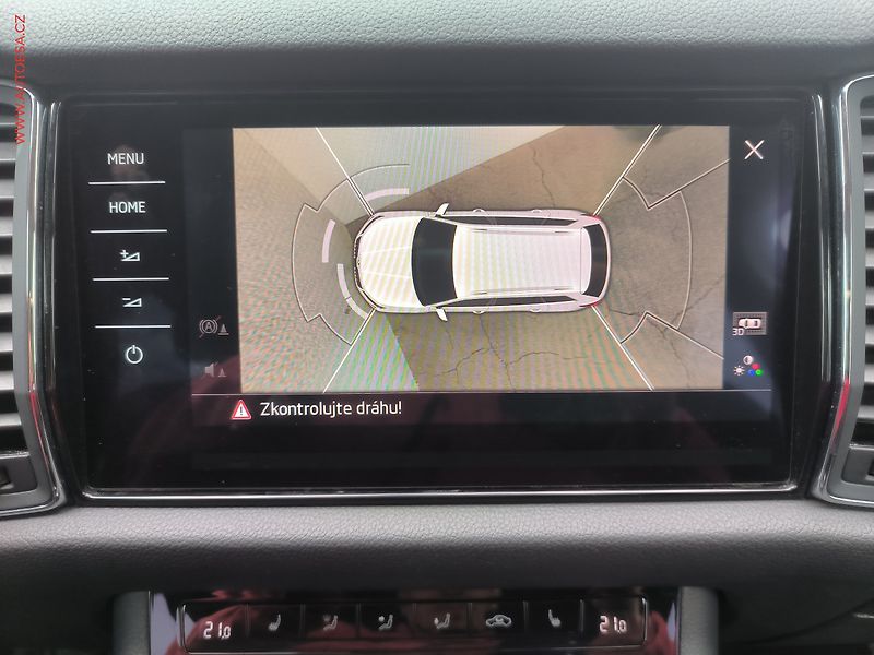 Škoda Kodiaq (2019) 2.0 TDi, Style, DSG, +kola - fotka 18 z 32