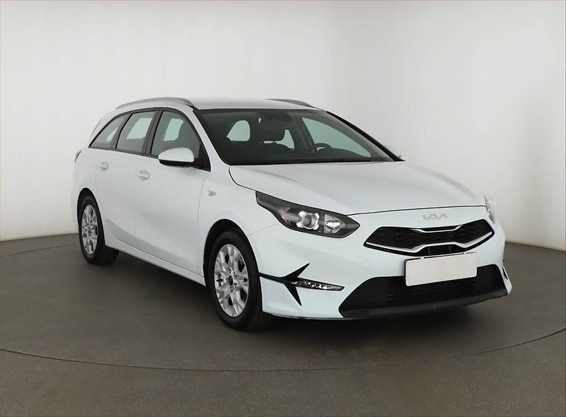 Kia Ceed (2023) Spin 1.0 T-GDI, SPIN, DPH - fotografie inzerátu