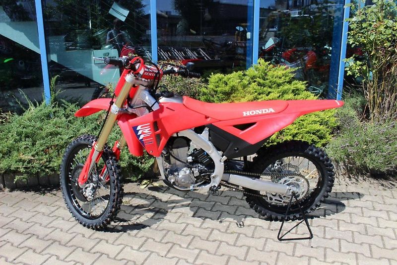 Honda CRF 450 R (2026) 2026 SKLADEM NYNÍ AKCE - fotka 7 z 8