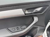 Škoda Karoq (2023) 1.5TSi LED Navi Kamera Virtual - náhled 27