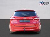 Hyundai i30 1,6 i  ČR,1.MAJ,WEEKEND DESIGN - náhled 6
