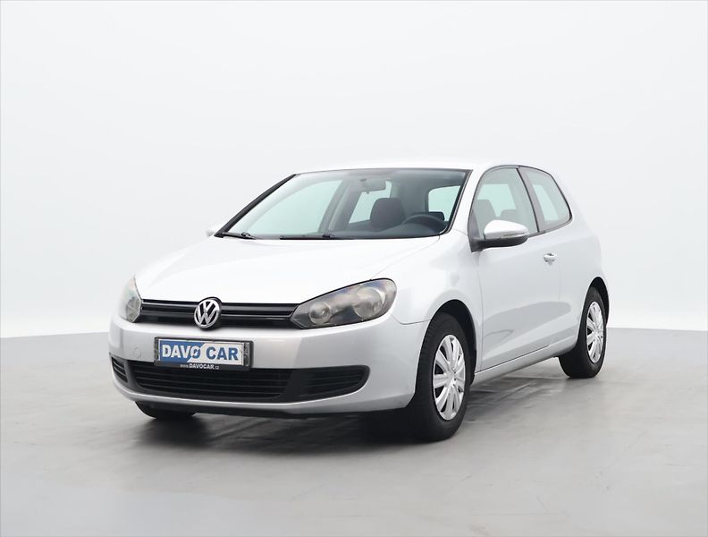 Volkswagen Golf 1,4 16V 59kW Klima Trendline - fotka 3 z 27