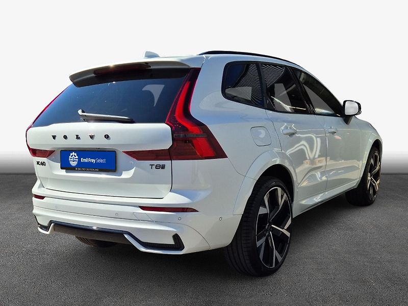 Volvo XC60 T8 ULTRA FACELIFT FULL OPTION - fotka 2 z 15