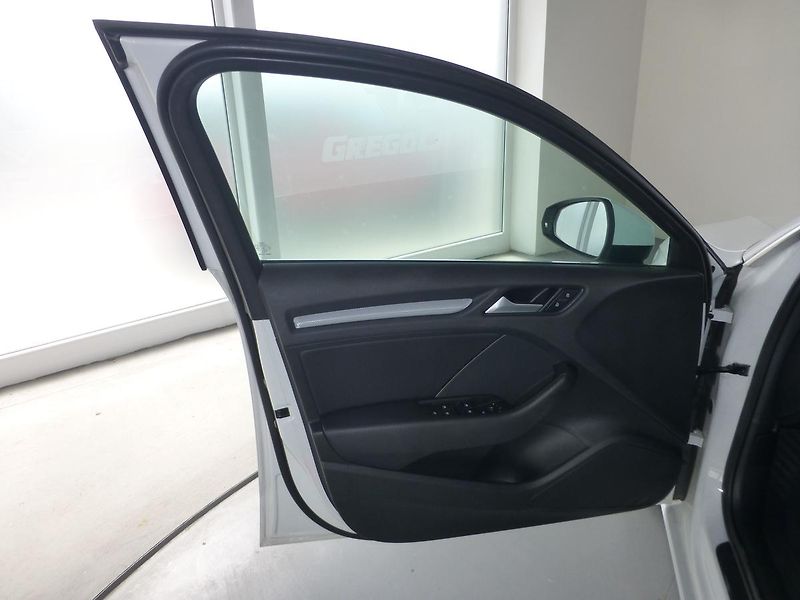 Audi A3 (2013) 2,0tTDI-110KW*VYHŘ.SED**XENONY - fotka 10 z 27