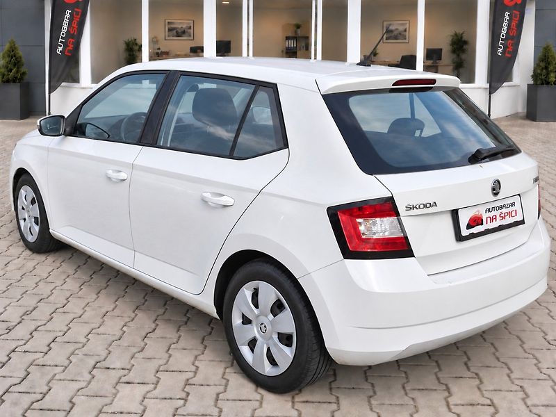 Škoda Fabia (2015) 1.2TSI 66kW -1.MAJITEL - fotka 6 z 42