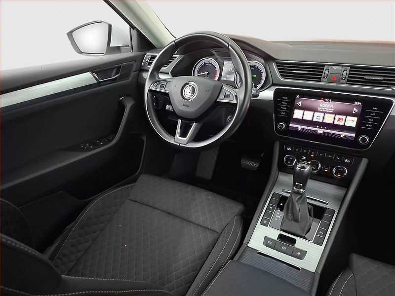 Škoda Superb (2020) Style Plus 2.0 TSI - fotka 7 z 21