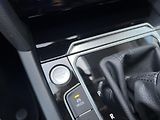 Volkswagen Arteon 2.0TDi 147kW 4x4 1.MAJ DPH - náhled 22