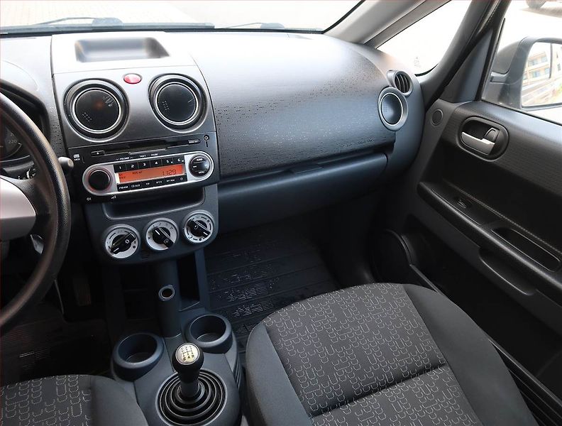 Mitsubishi Colt (2012) 1.3, nová STK, dobrý stav - fotka 8 z 17