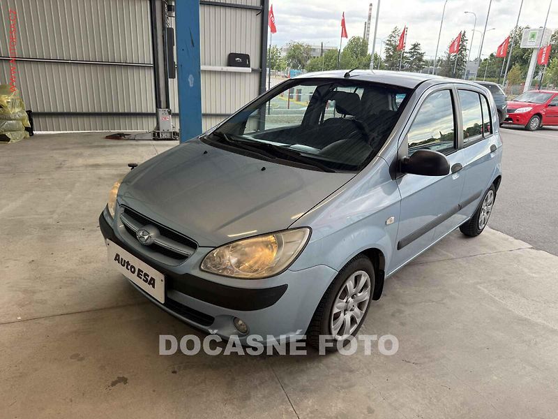 Hyundai Getz (2008) 1.1i, 2.maj,ČR, AC, park - fotka 1 z 3