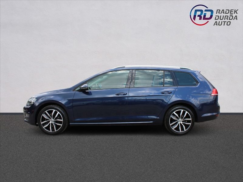 Volkswagen Golf 1,4 TSI  VÝHŘEVY,TAŽNÉ,BIXENON - fotka 8 z 28