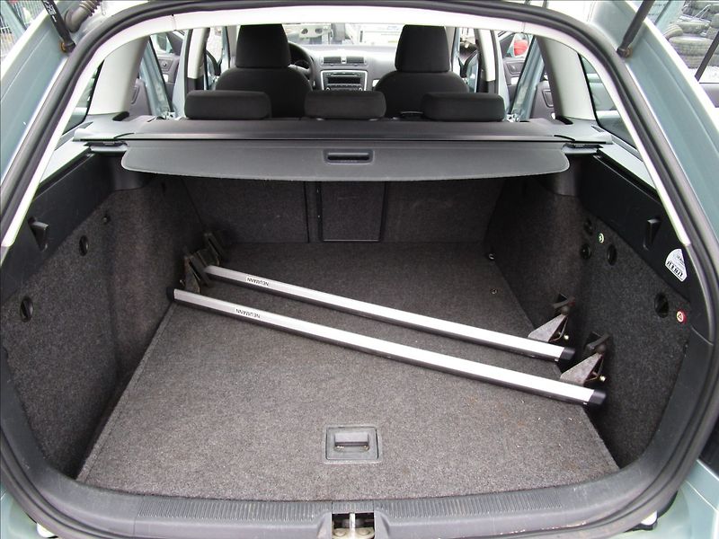 Škoda Octavia Combi 1.9TDi Ambiente, Klima - fotka 32 z 41