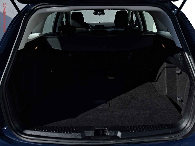 Ford Focus (2020) 1.5 EcoBlue, ČR, Trend - fotka 7 z 16
