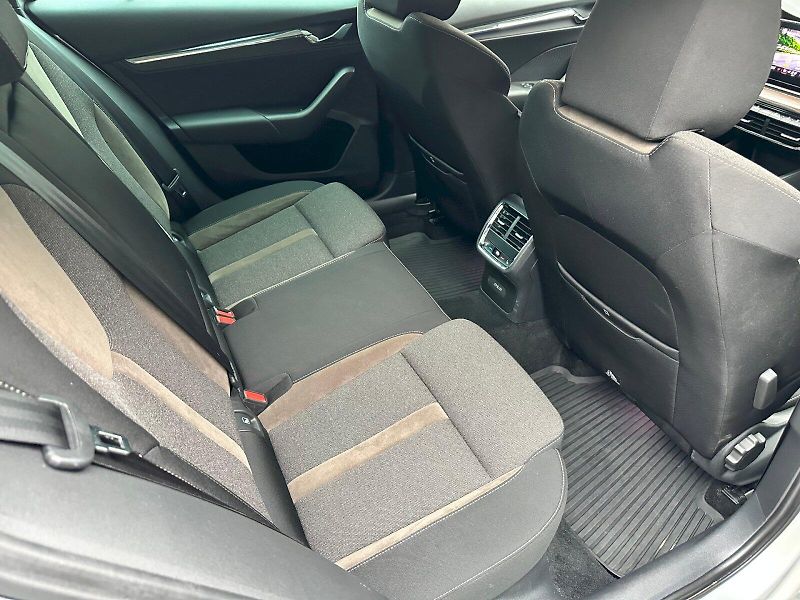 Škoda Octavia (2021) 2.0 TDI 147kW DSG Scout Combi - fotka 20 z 25