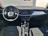 Škoda Kamiq (2021) 1.0 TSI, 2.maj,ČR, AC, temp - náhled 8