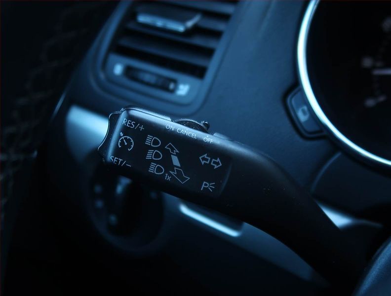 Škoda Yeti (2011) Ambition 1.4 TSI, Serv.kniha - fotka 16 z 21