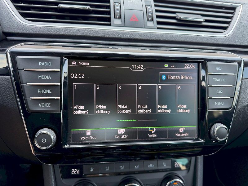 Škoda Superb (2016) 2.0 TSI 206kW L&K DSG 4x4 - fotka 23 z 35