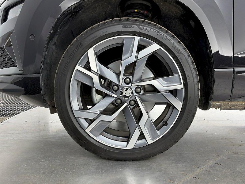Škoda Karoq (2026) DSG 2.0TDI 110kW 4x4 SportLine - fotka 34 z 35