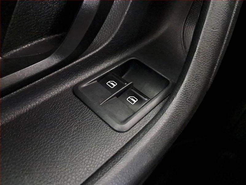 Škoda Fabia (2012) 1.2 12V, po STK, levný provoz - fotka 15 z 16