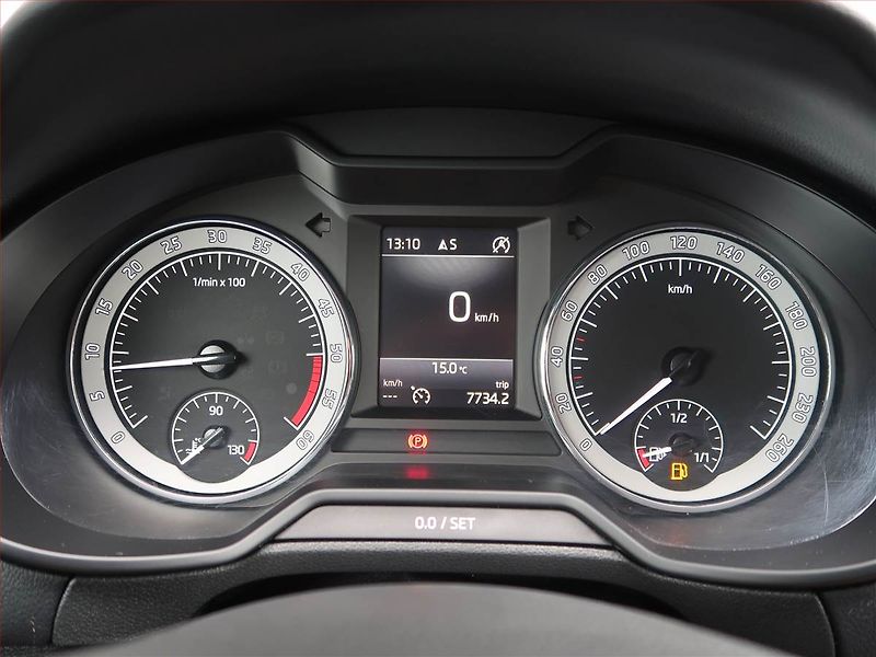 Škoda Octavia (2019) 2.0 TDI, Navi, Tempomat - fotka 11 z 16