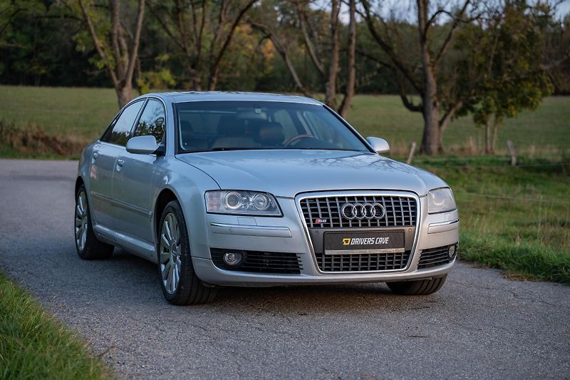 Audi A8 (2003) 4.2 V8 MPI, LPG, TOP výbava  - fotka 2 z 20