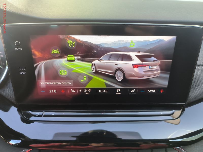 Škoda Octavia (2022) 2.0 TSi 4X4, ČR, SportLine - fotka 13 z 30