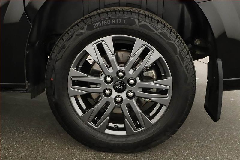 Ford Transit Custom (2024) 2.0 EcoBlue - fotka 12 z 15