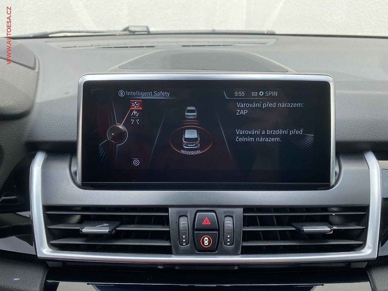 BMW Řada 2 (2016) 2.0 i 220 i, Sport Line, AT - fotka 19 z 21