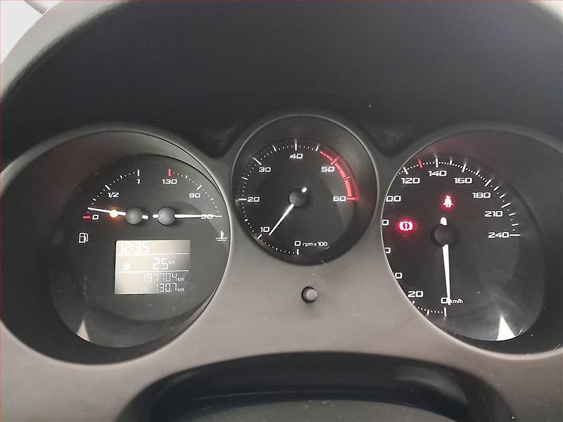 Seat Altea (2010) 1.9 TDI, 4X4, Tempomat - fotka 11 z 16
