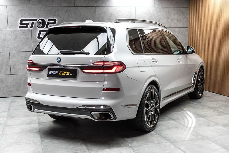 BMW X7 xD 40d ///M*TAŽNÉ*7.MÍST*ČR 1M - fotka 6 z 49