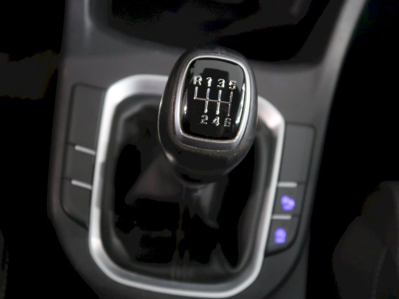 Hyundai i30 (2018) 1.6CRDI 85kW - fotka 23 z 29