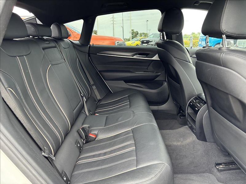 BMW Řada 6 3,0 GT xDrive 245kW DPH - fotka 21 z 57