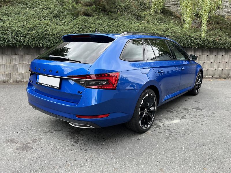 Škoda Superb iV 1.4 TSi 160 kW SPORTLINE - fotka 5 z 24
