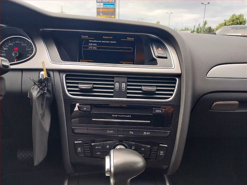 Audi A4 Allroad (2013) 2.0 TDI, 4X4, Automat, Kůže - fotka 12 z 18