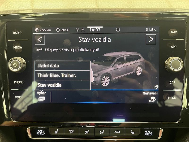 Volkswagen Passat 2.0 TDi LED SVĚTLA, rezervace - fotka 60 z 96