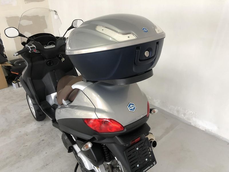Piaggio MP3 500 LT - fotka 11 z 19